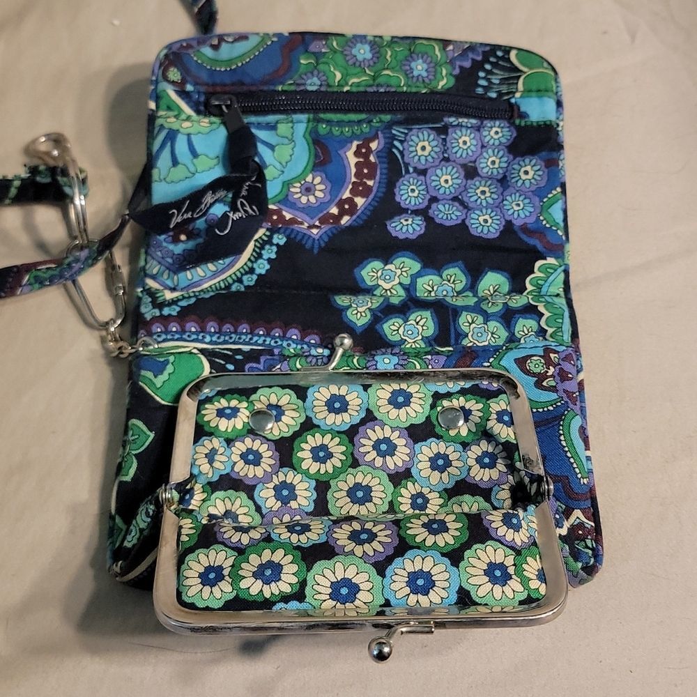 Very Bradley wallet with strap - Picture 5 of 7